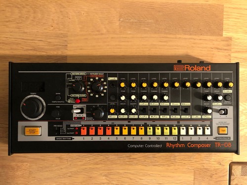 Roland rhythm composer tr08 - rhythm,