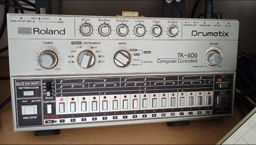 Roland tr606 mit dtp - roland,