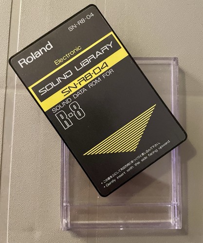 Roland electronic card sn - r8,